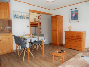 Studio cabine 4 pers aux Menuires, ski aux pieds, balcon, parking gratuit, commerces à proximité - FR-1-178-293